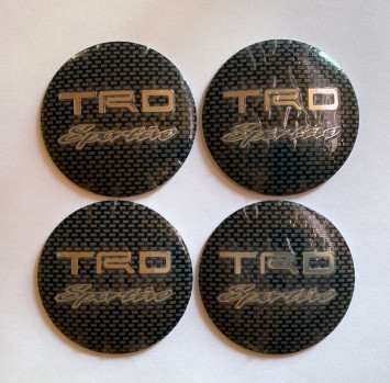 Этикетки на диски (метал)  диам. 56,5мм.  &quot;TRD&quot; карбон  (4 шт.)