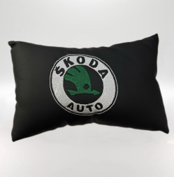 Подголовник-подушка с маркой авто  SKODA  (комплект 2шт)