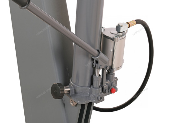 Усиленный пневмогидравлический кран NORDBERG N3771 для грузовой техники