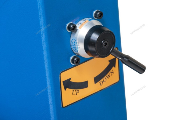 Балансировочный станок для грузовых авто NORDBERG 45TRK