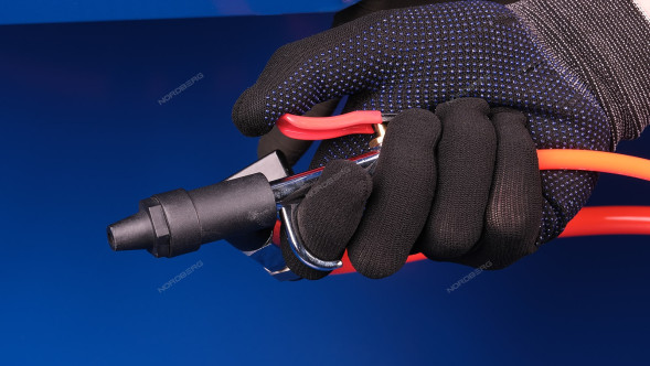 Установка для мойки деталей с подогревом закрытая NORDBERG NW150 (90 л)