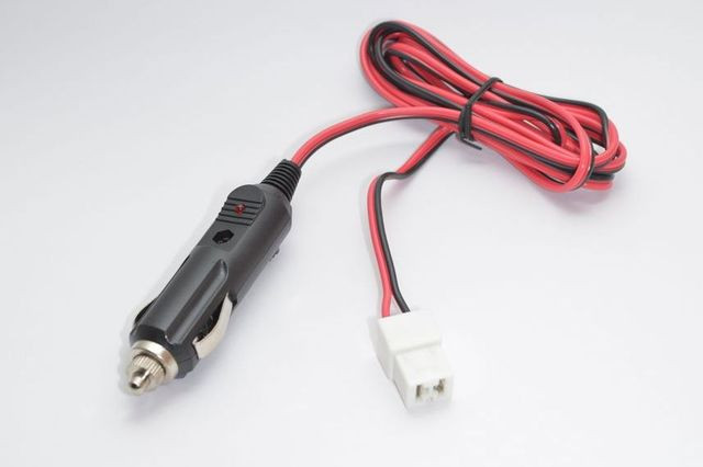 ЭТ Провод питания фонаря "Такси" в "прикуриватель"(L=1,5м, с предох. и индикатором)