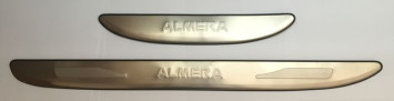 Накладки на пороги алюминиевые с тиснением  Nissan Almera  (4шт)